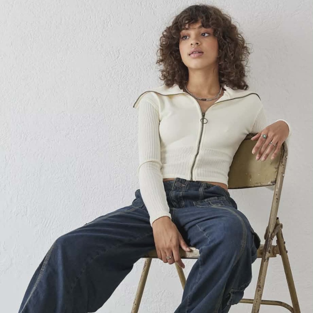 BDG Urban Outfitters Cream Ribbed Zip Up Sweater Y2K Cropped Top Size Large